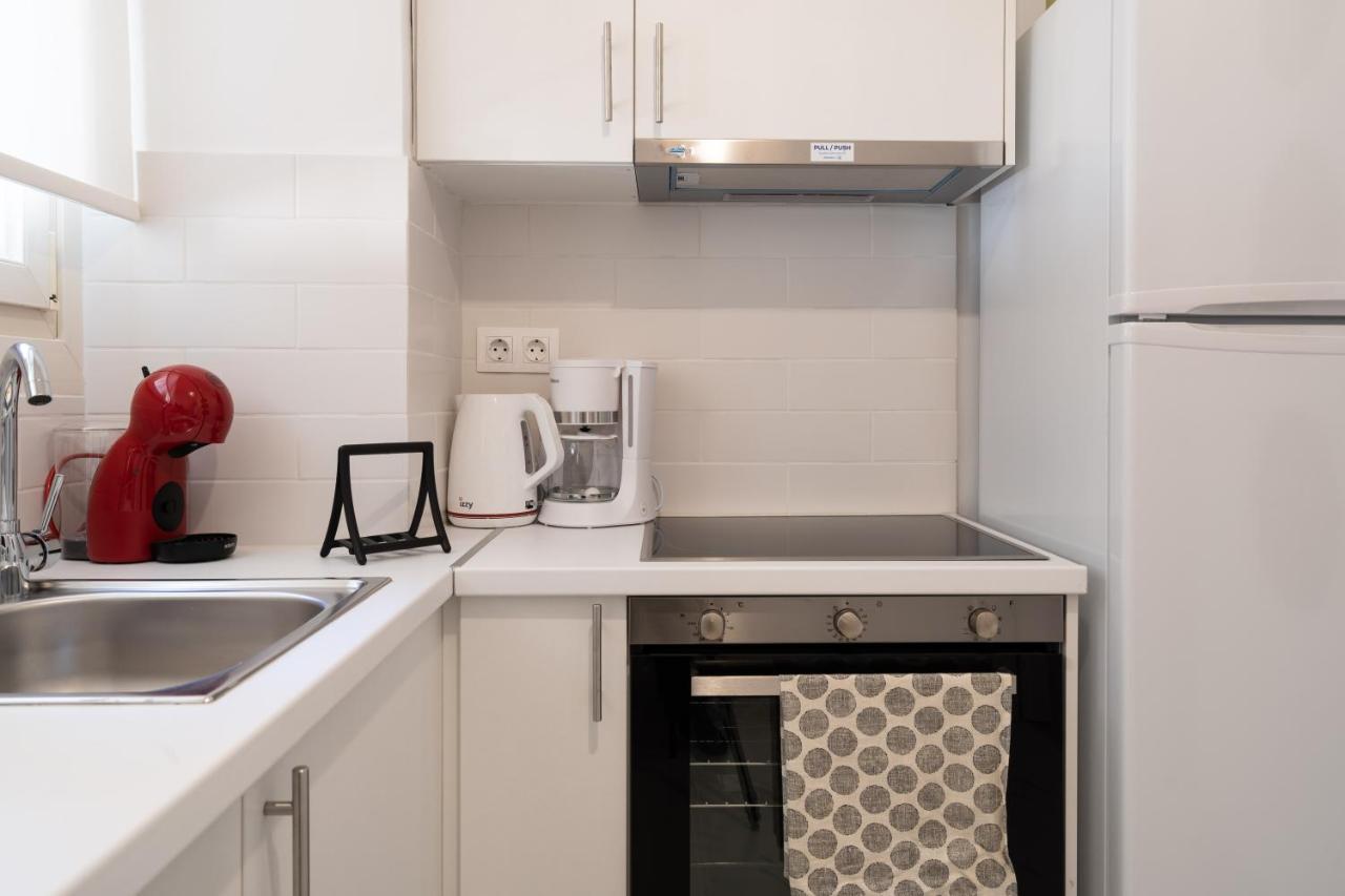 Urban Boho Apartment In Koukaki Atenas Exterior foto