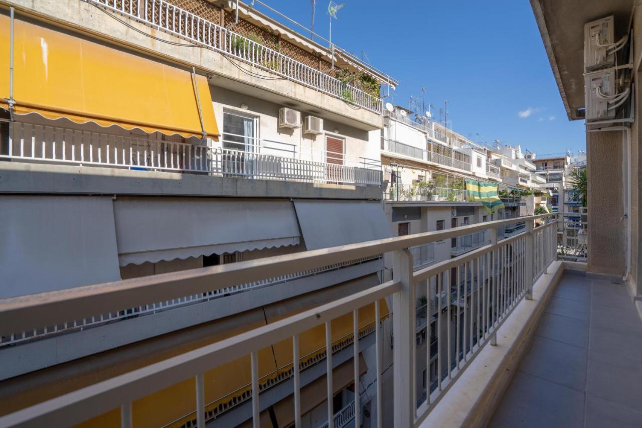Urban Boho Apartment In Koukaki Atenas Exterior foto
